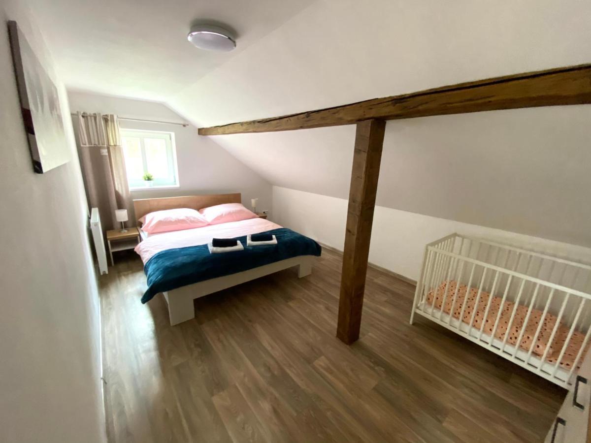 Apartmany Rosenberg โรเช็มเบิร์ก นาด วัลตาวูว์ ภายนอก รูปภาพ